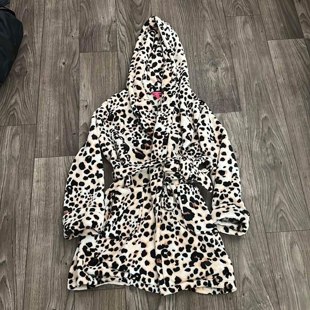 Betsey Johnson Leopard Robe